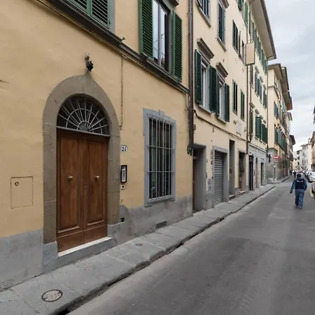 Appartement F4 - Santa Croce One Bedroom Flat 2 To 4 Guests Florence