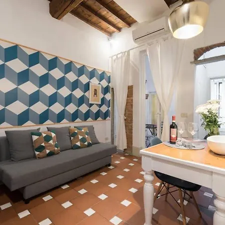 F4 - Santa Croce One Bedroom Flat 2 To 4 Guests פירנצה